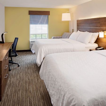 Holiday Inn Express Harrisburg East, An Ihg Hotel Экстерьер фото