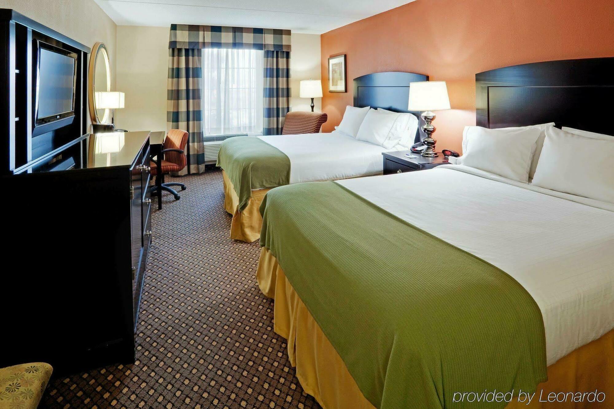 Holiday Inn Express Harrisburg East, An Ihg Hotel Экстерьер фото